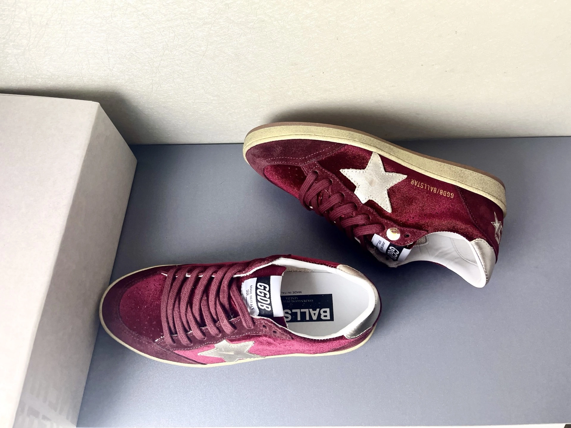 OOBB-- 6642 GWF00117.F007476.40533 Deluxe Brand Ball-STAR cowhide item:E-X018I2315